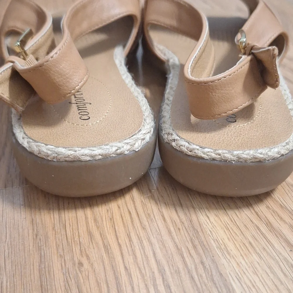 Comfortview Tan Slingback Sandals